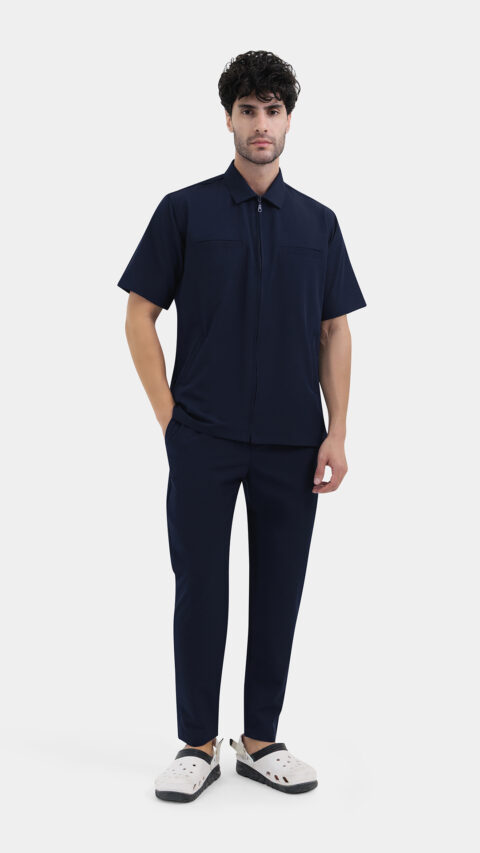 طقم سكرب - أزرق كحلي مع طوق قميص